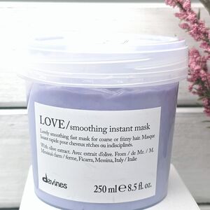 Davines LOVE Smoothing Instant Mask